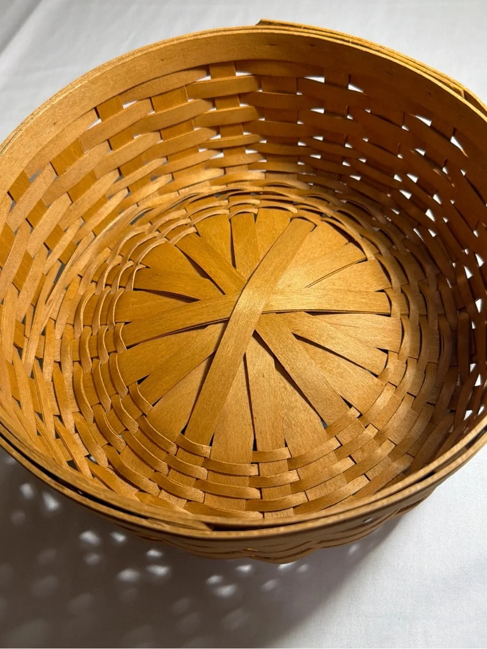 Longaberger 2007 Round Keeping Basket 9